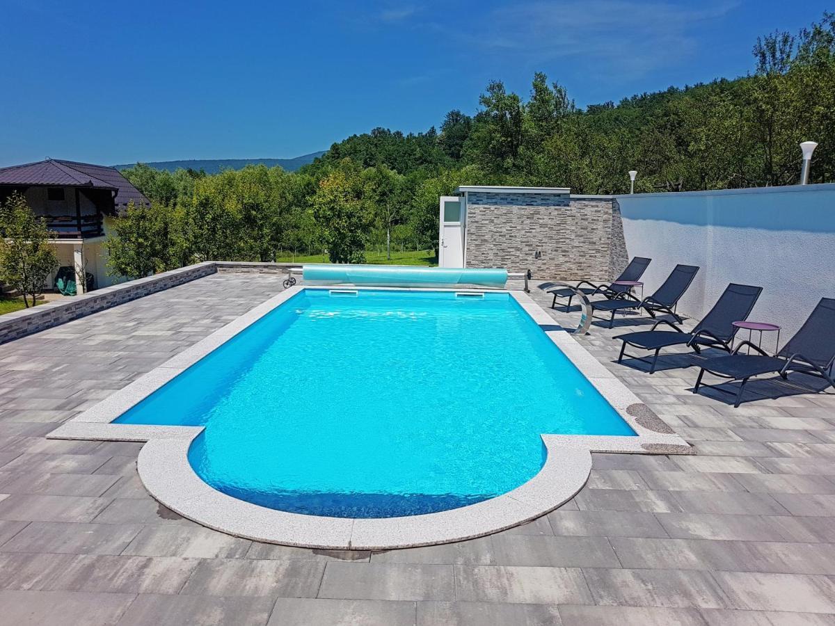 Holiday Home Emir Račić エクステリア 写真