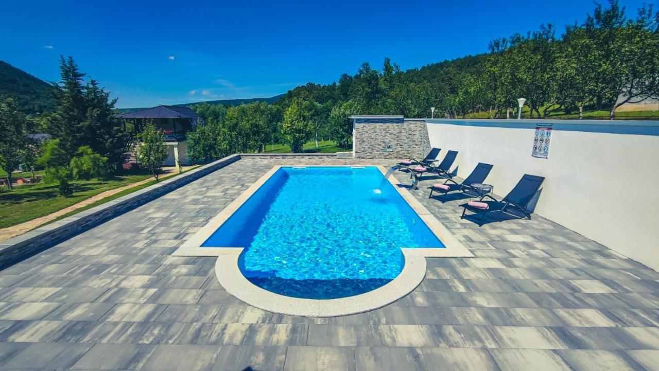 Holiday Home Emir Račić エクステリア 写真