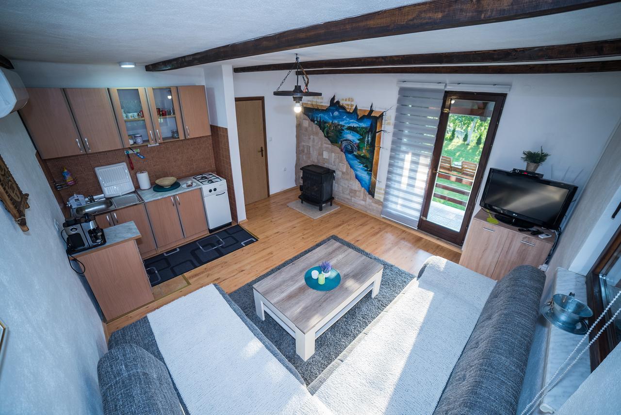 Holiday Home Emir Račić エクステリア 写真